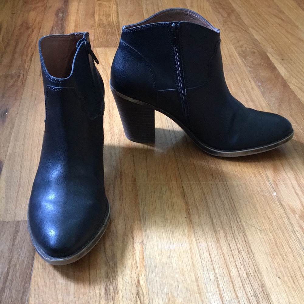 Lucky Brand leather bootie